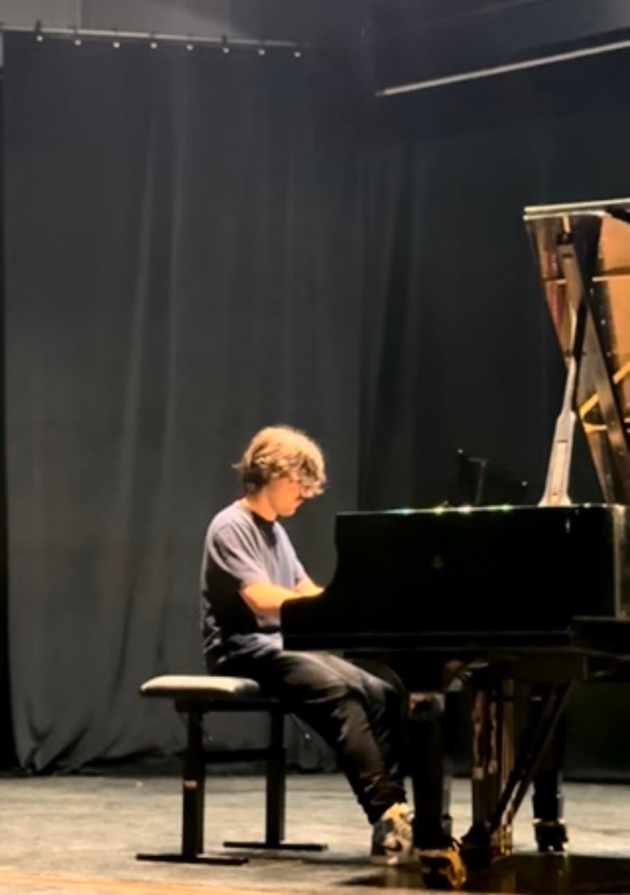 Ethan Desmarest - Pianiste